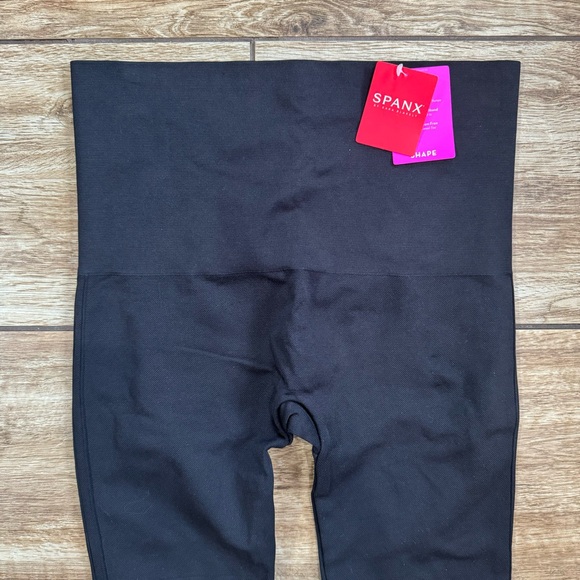 Spanx Look at Me Now High-Waisted Seamless Leggings Size 1X NWT! Black Pants - Picture 14 of 16